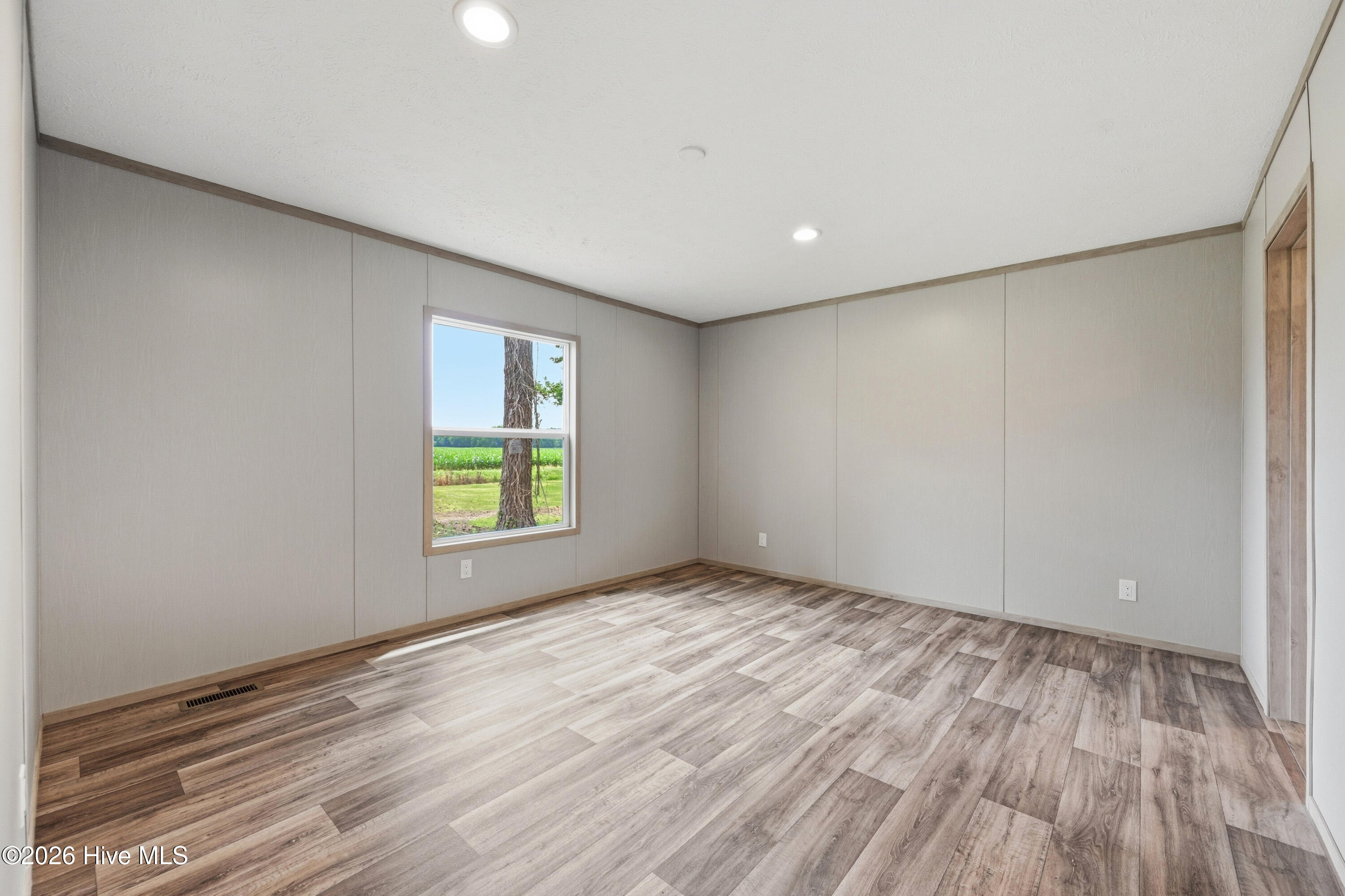 1200 Pony Farm Road Jacksonville, NC 28540 - Photo 18 of 48 master