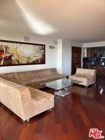 $5,500 | 4335 Marina City Drive, Unit 1138, Marina del Rey, CA 90292