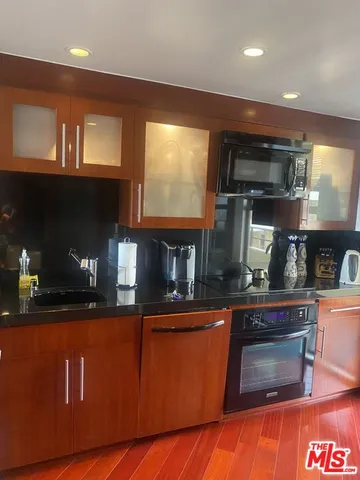 $5,500 | 4335 Marina City Drive, Unit 1138, Marina del Rey, CA 90292