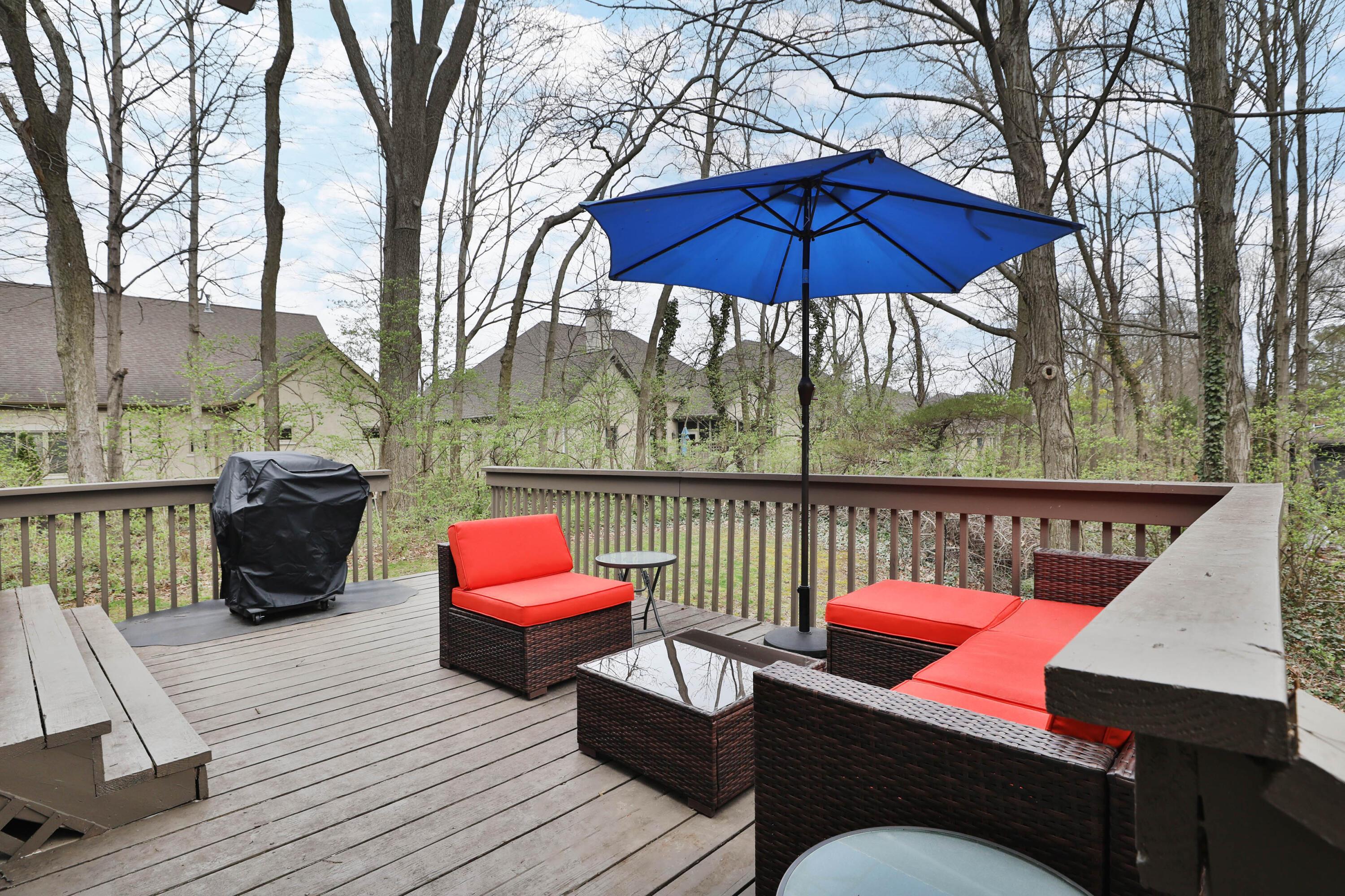 7044 Linworth Road Columbus, OH 43235 - Photo 46 of 48 Deck
