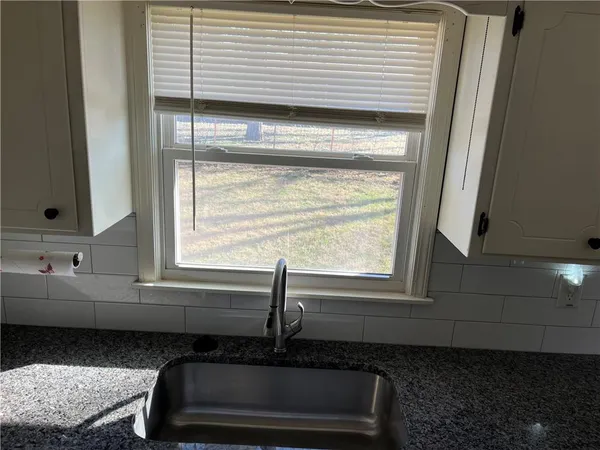 $222,500 | 33915 West 83rd Street, De Soto, KS 66018