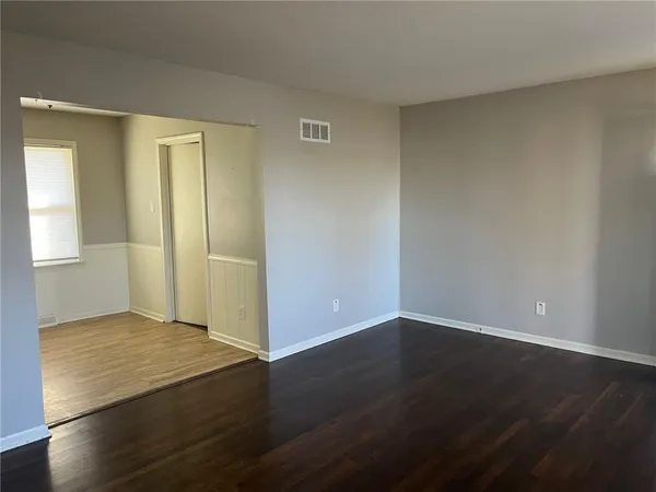 $222,500 | 33915 West 83rd Street, De Soto, KS 66018