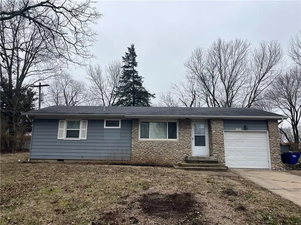 $222,500 | 33915 West 83rd Street, De Soto, KS 66018