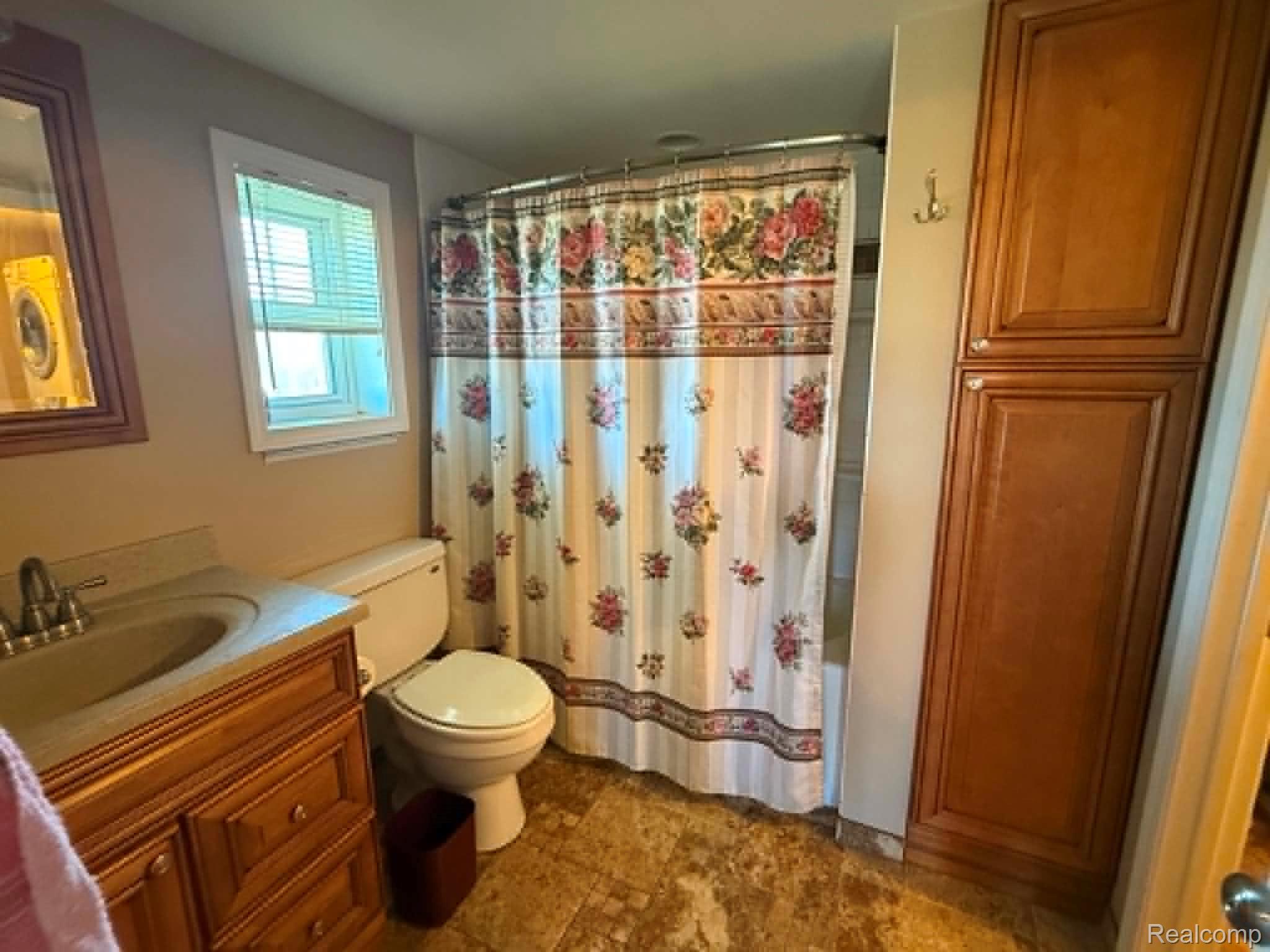 6358 Kennedy Road Port Austin, MI 48467 - Photo 9 of 26 Main floor bath