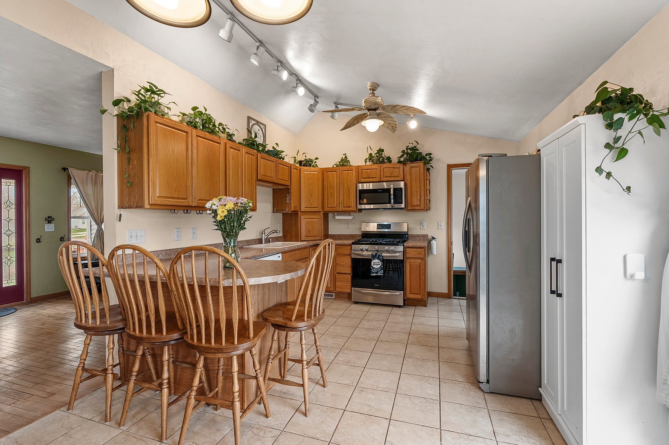 836 West 8th Street Appleton, WI 54914 - Photo 16 of 26