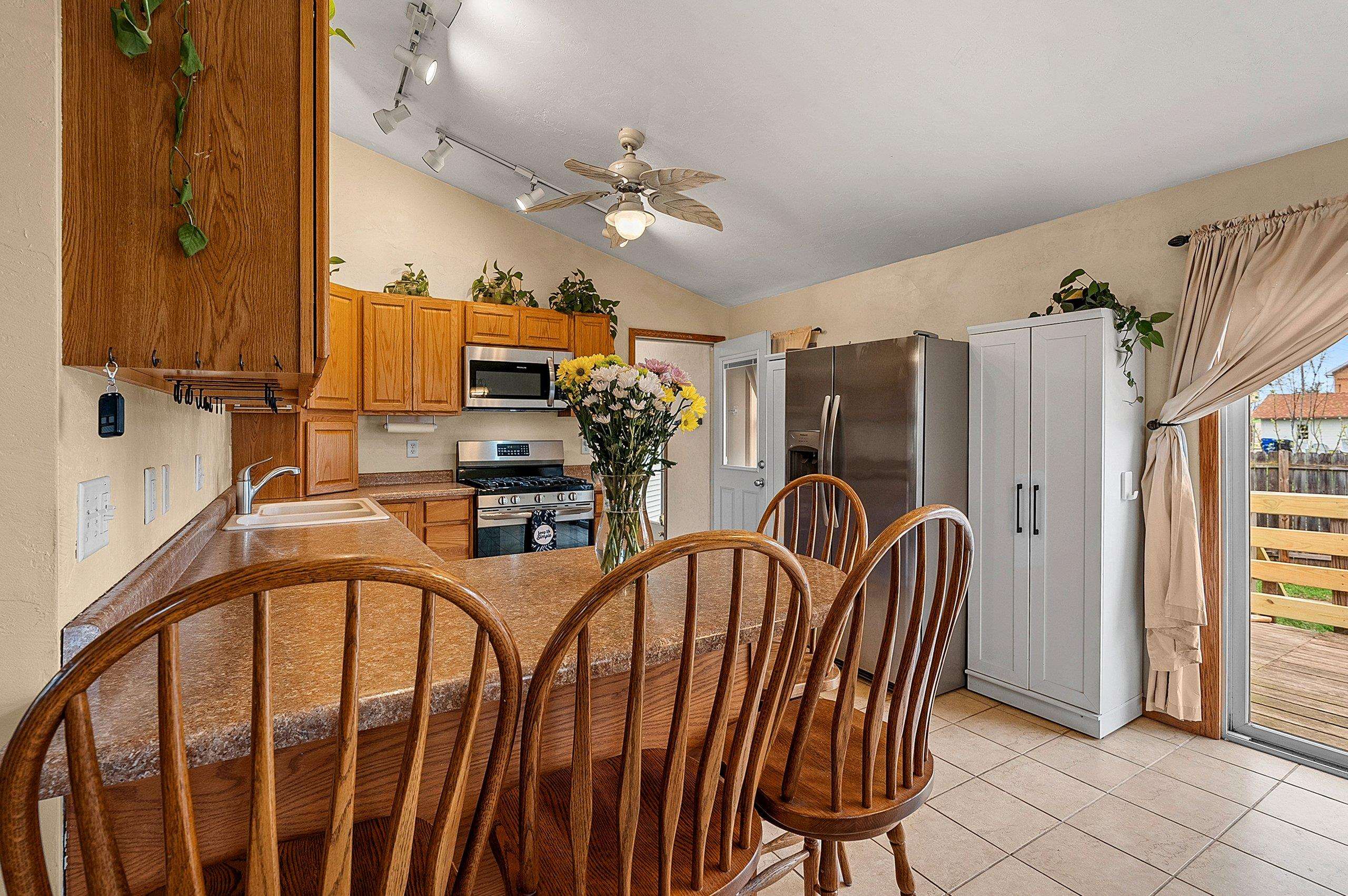 836 West 8th Street Appleton, WI 54914 - Photo 17 of 26
