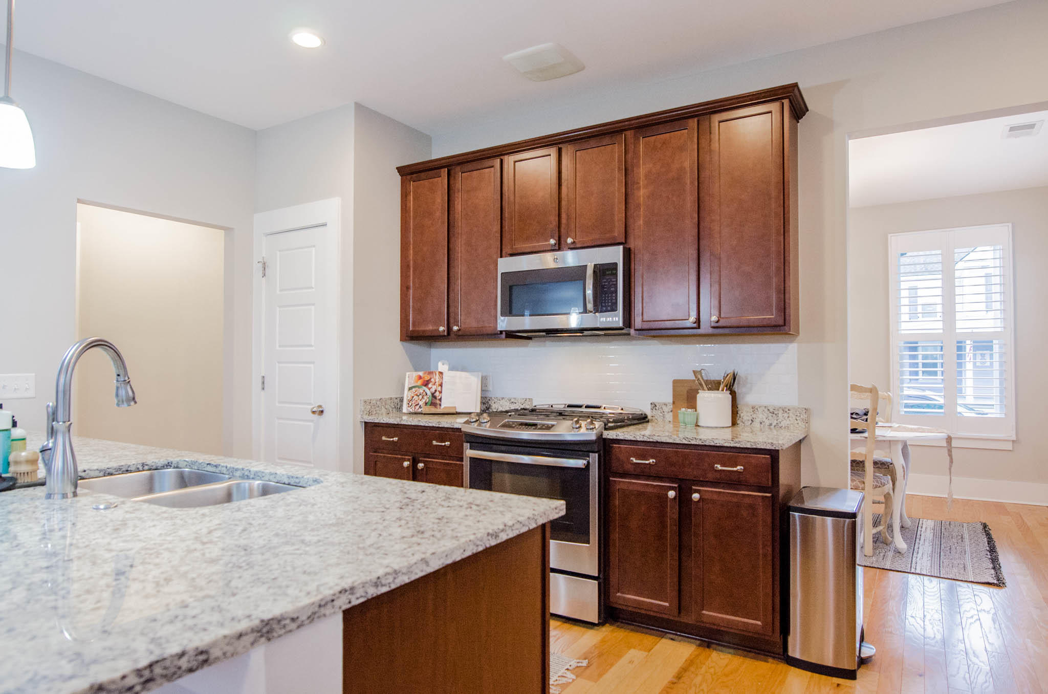 514 Cross Park Lane Summerville, SC 29486 - Photo 10 of 41 Pantry and ample cabinetry