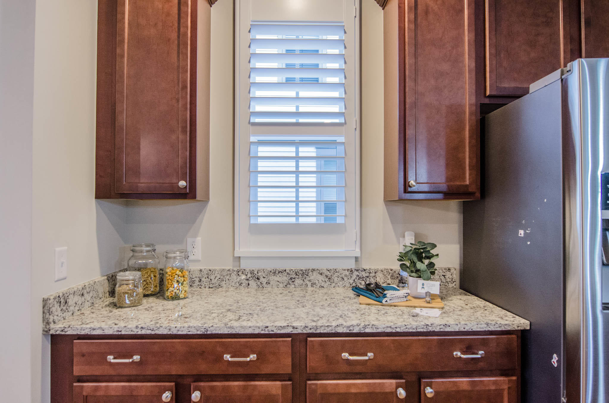 514 Cross Park Lane Summerville, SC 29486 - Photo 11 of 41 Plantation shutters here too!