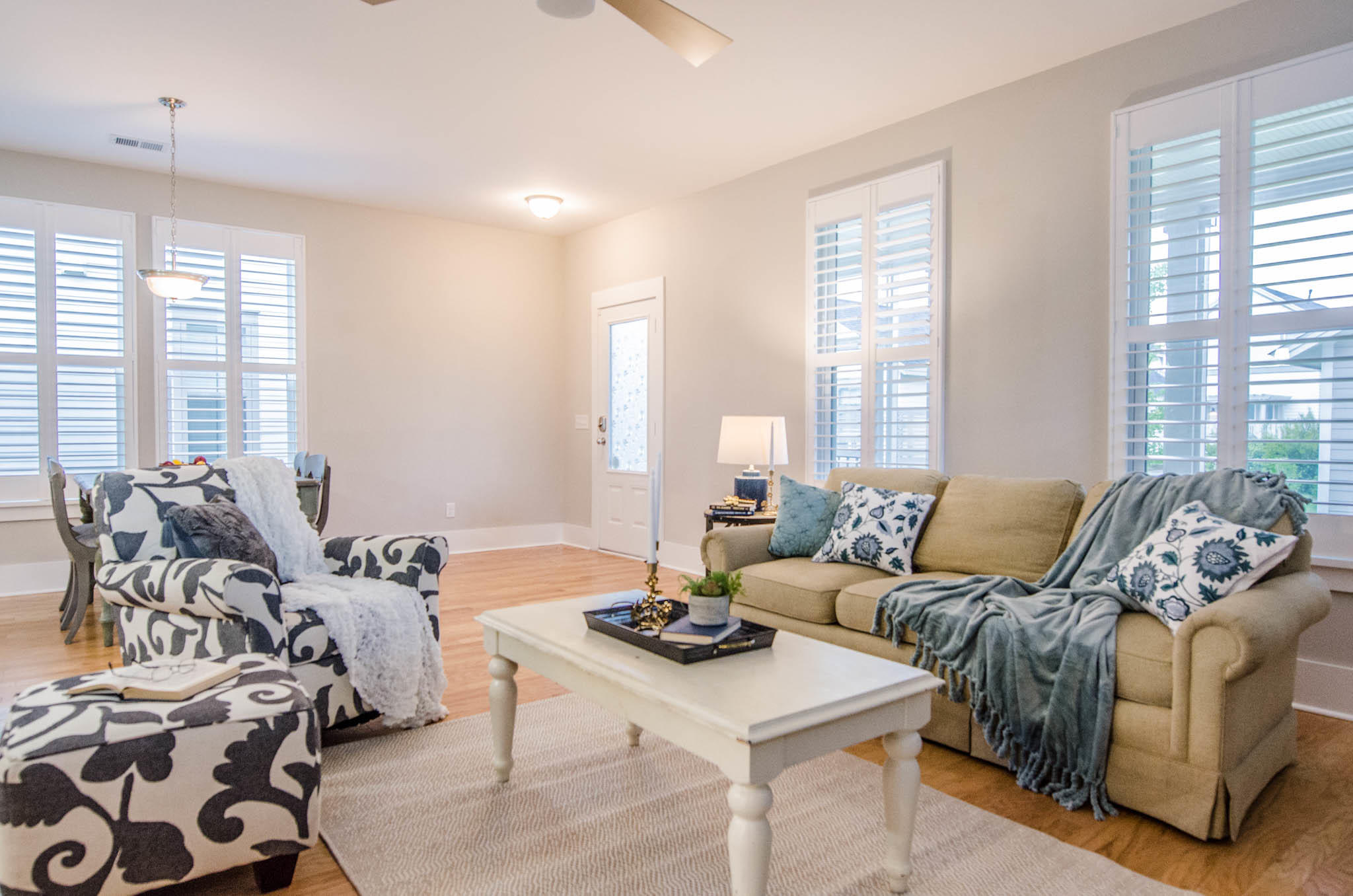514 Cross Park Lane Summerville, SC 29486 - Photo 14 of 41 Plantation Shutters on every window!