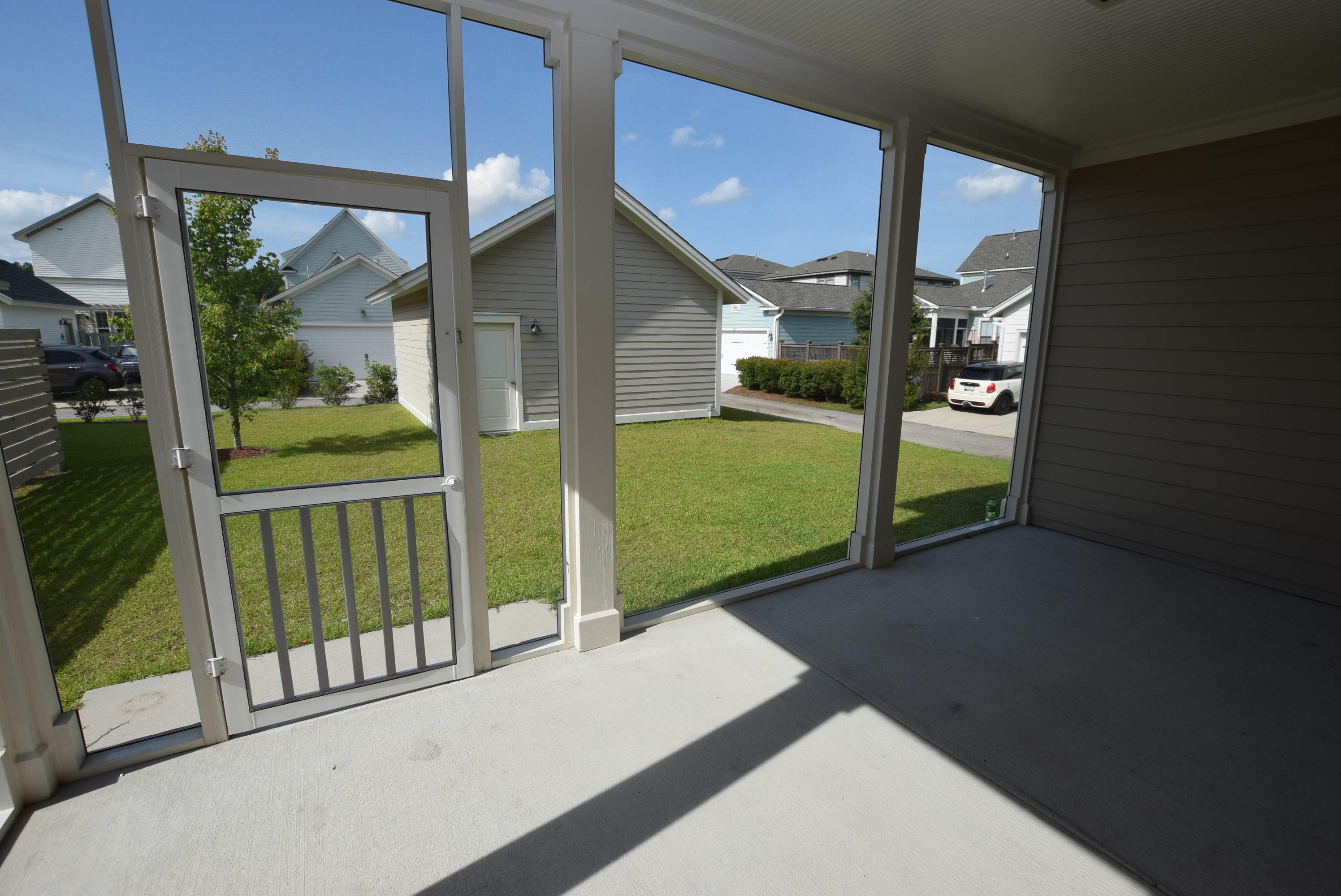 514 Cross Park Lane Summerville, SC 29486 - Photo 29 of 41 Screen Porch