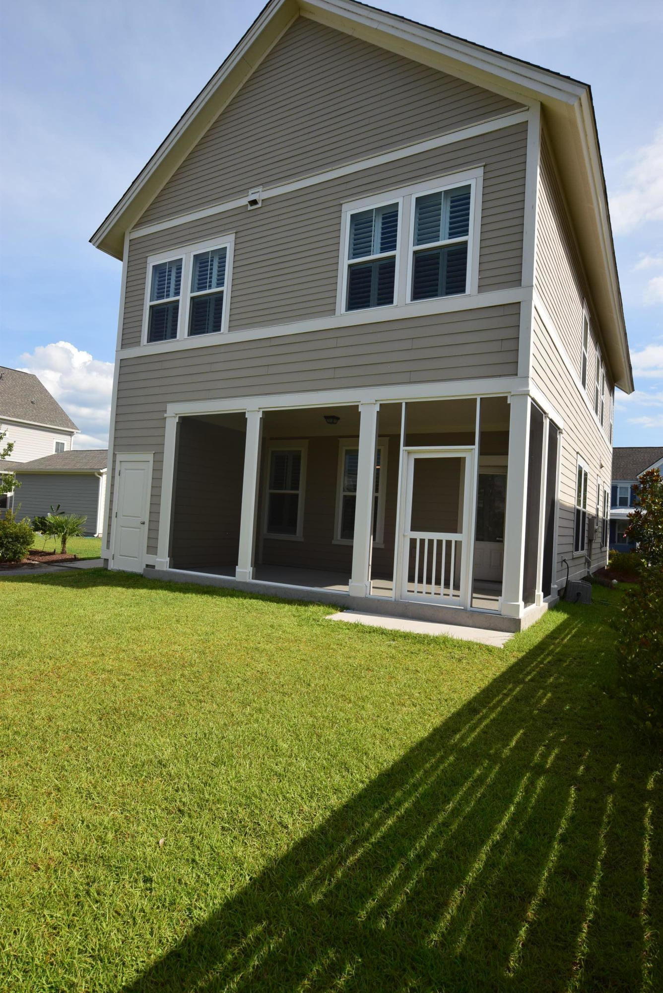 514 Cross Park Lane Summerville, SC 29486 - Photo 32 of 41 Lovely Lawn