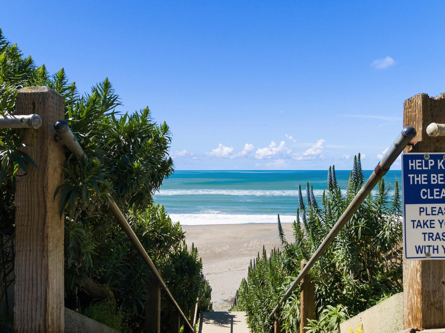 1102 Vía Tornasol Aptos, CA 95003 - Photo 3 of 67