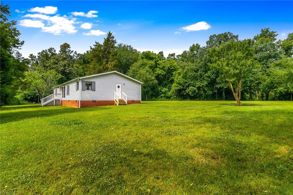6216 Davis Mill Road Randleman, NC 27317 - Photo 4 of 30 Gallery Image 4