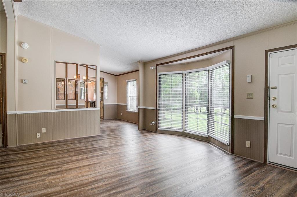 6216 Davis Mill Road Randleman, NC 27317 - Photo 6 of 30 Gallery Image 6