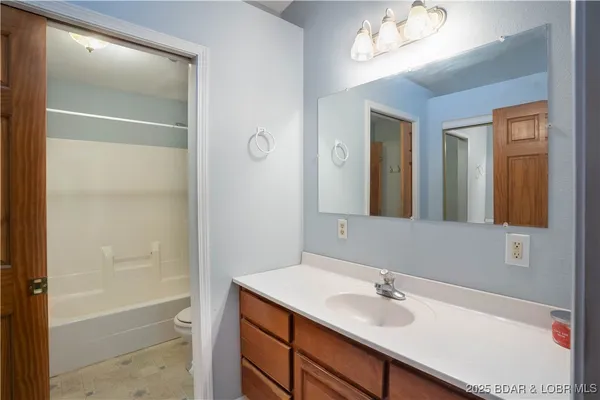 $435,000 | 23111 Lange Road, Cole Camp, MO 65325