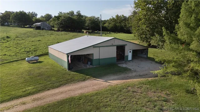 $449,000 | 23111 Lange Road, Cole Camp, MO 65325