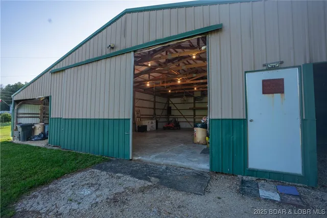$449,000 | 23111 Lange Road, Cole Camp, MO 65325