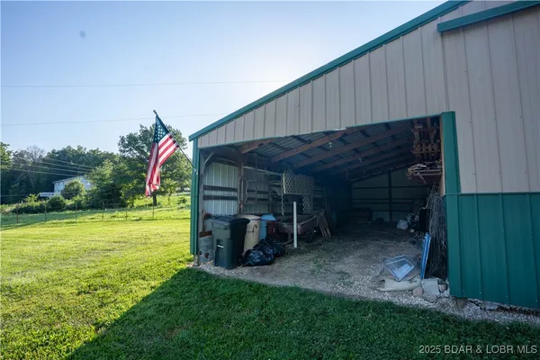$435,000 | 23111 Lange Road, Cole Camp, MO 65325
