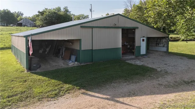 $449,000 | 23111 Lange Road, Cole Camp, MO 65325