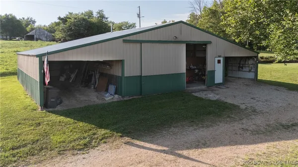 $435,000 | 23111 Lange Road, Cole Camp, MO 65325