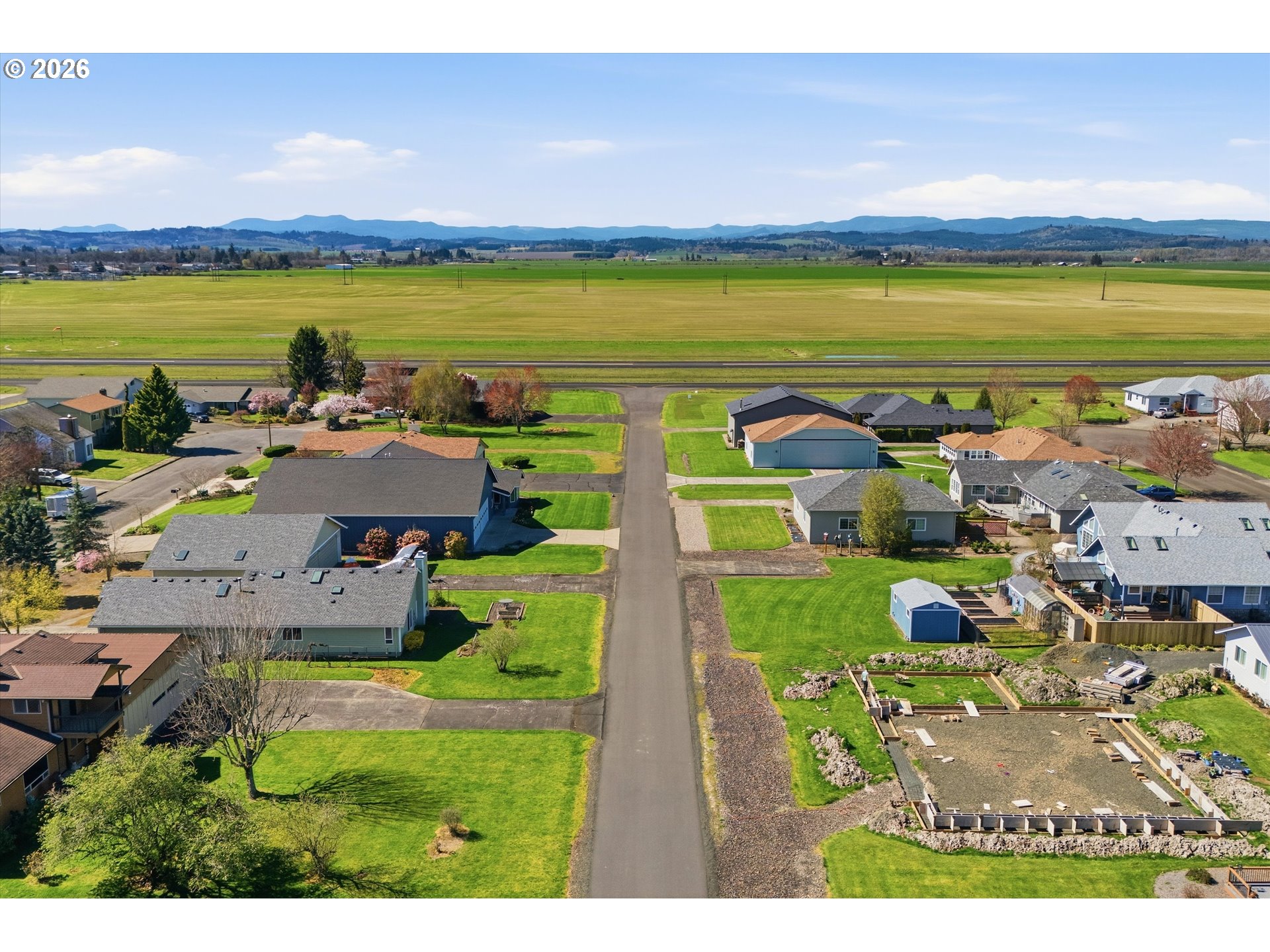 834 Cessna Street Independence, OR 97351 - Photo 4 of 33