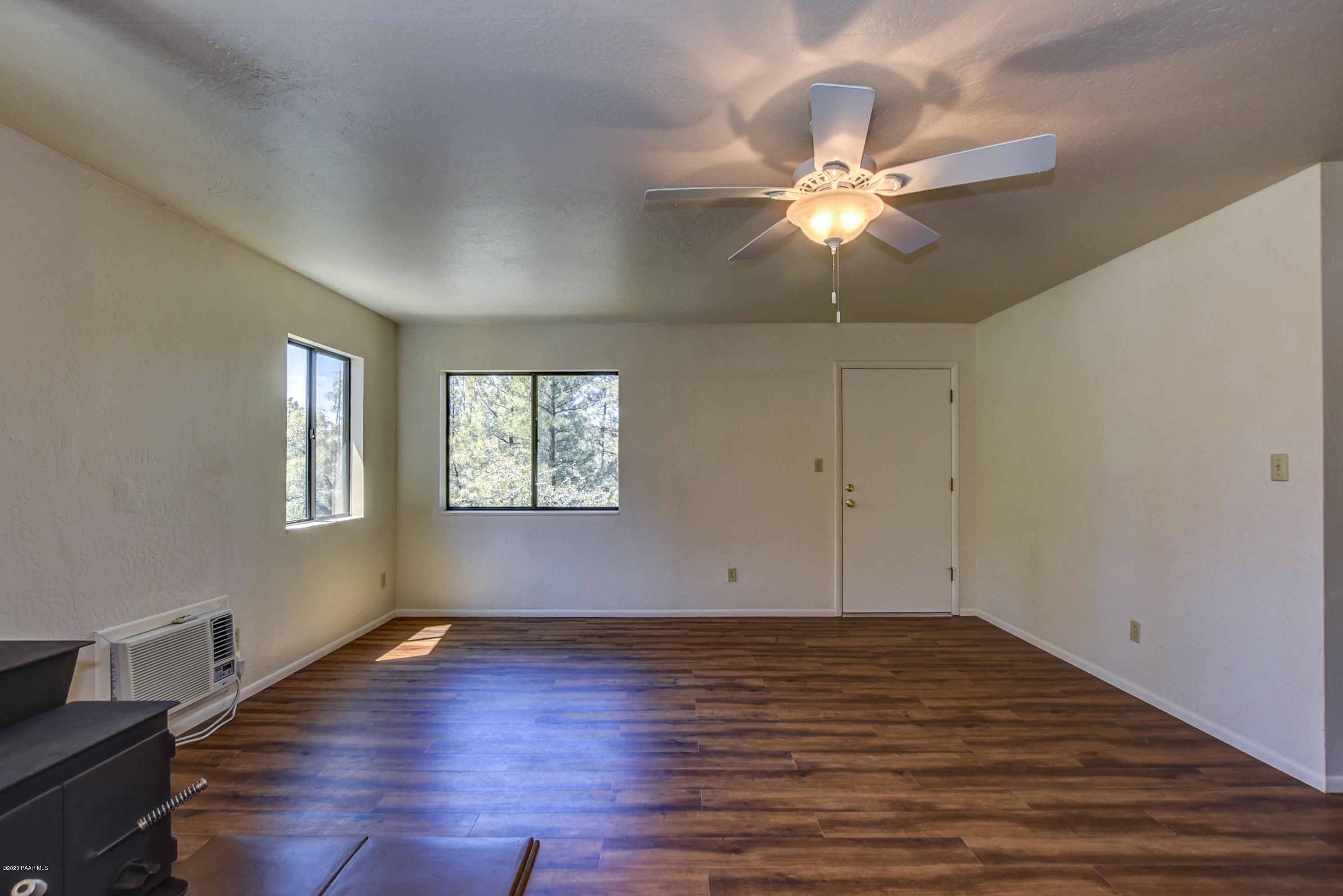 4574 South Wilder Road Prescott, AZ 86303 - Photo 7 of 23 Living Room 2