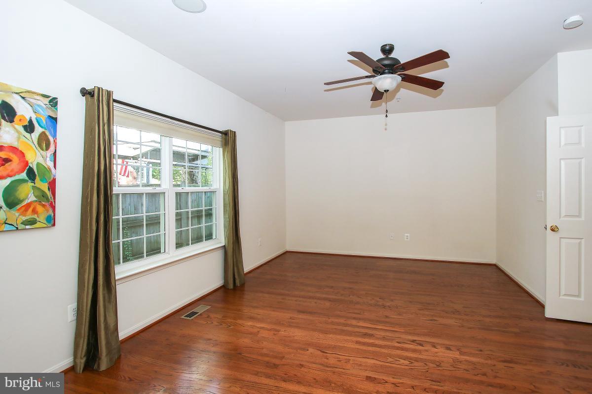 5918 Walton Road Bethesda, MD 20817 - Photo 12 of 29 Bedroom (Master)