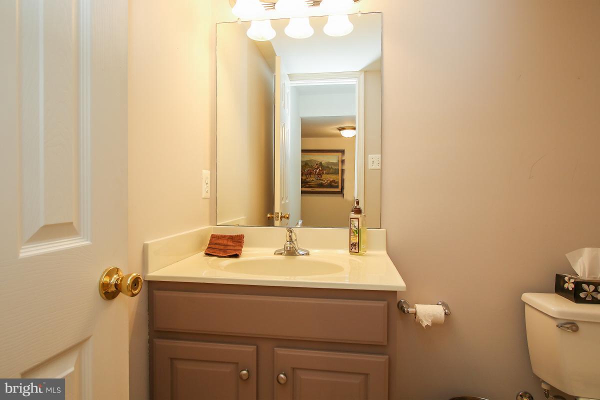 5918 Walton Road Bethesda, MD 20817 - Photo 25 of 29 Bath