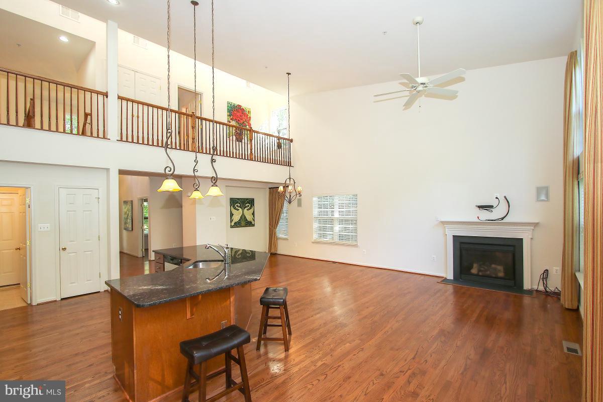 5918 Walton Road Bethesda, MD 20817 - Photo 7 of 29 Living Room