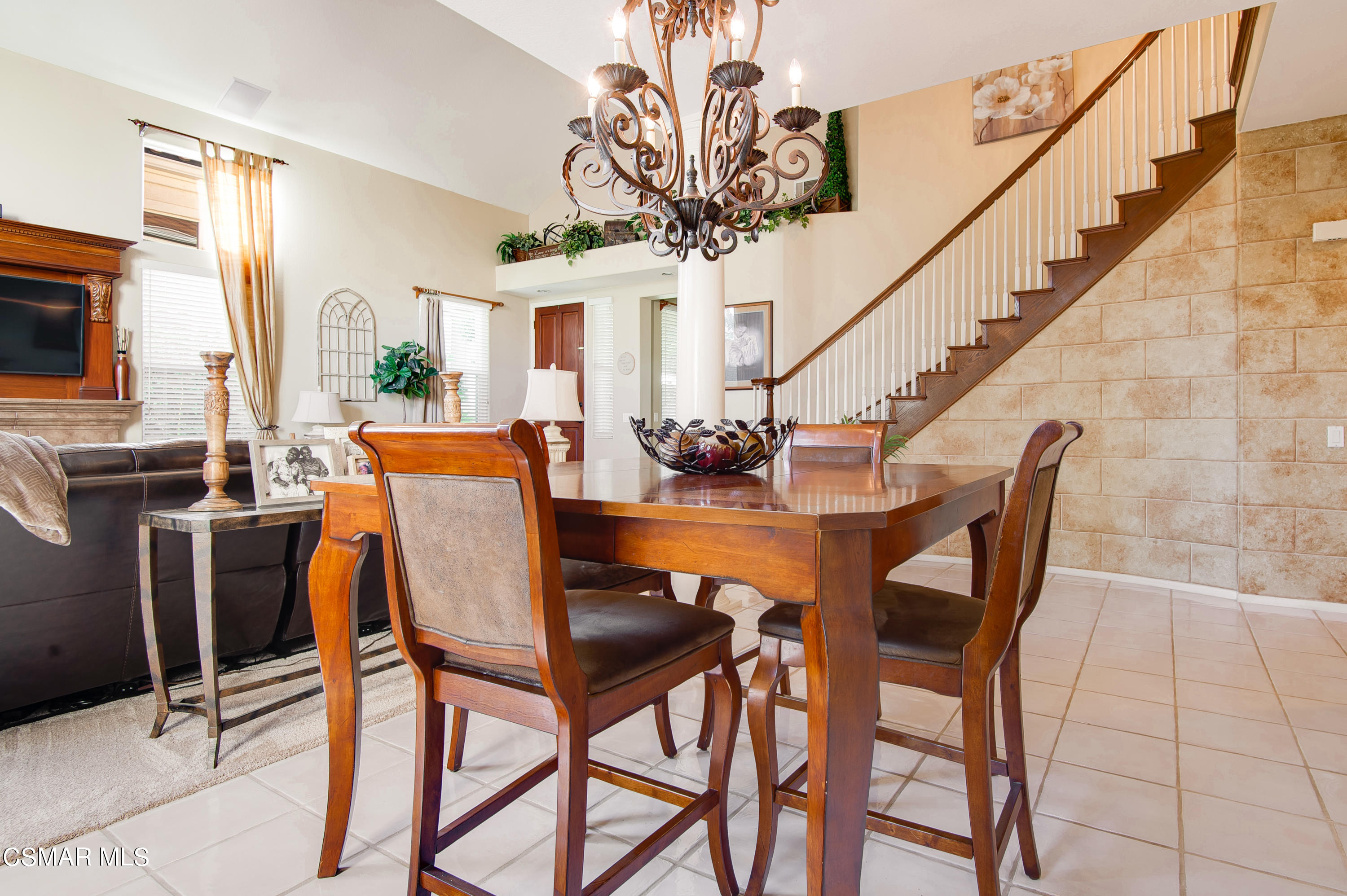 4348 Timberdale Road Moorpark, CA 93021 - Photo 8 of 35 a dining room with furniture and window