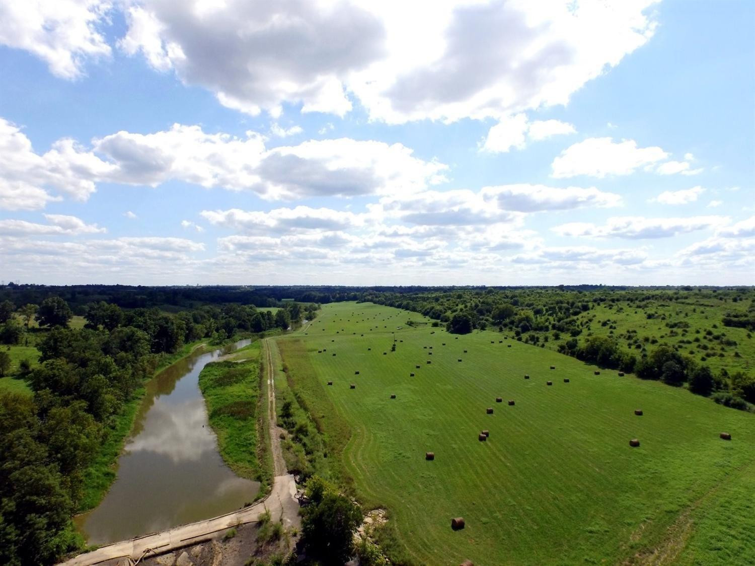 2056 Red House Road Richmond, KY 40475 - Photo 4 of 67 DAM! Sure is beautiful and has a concret