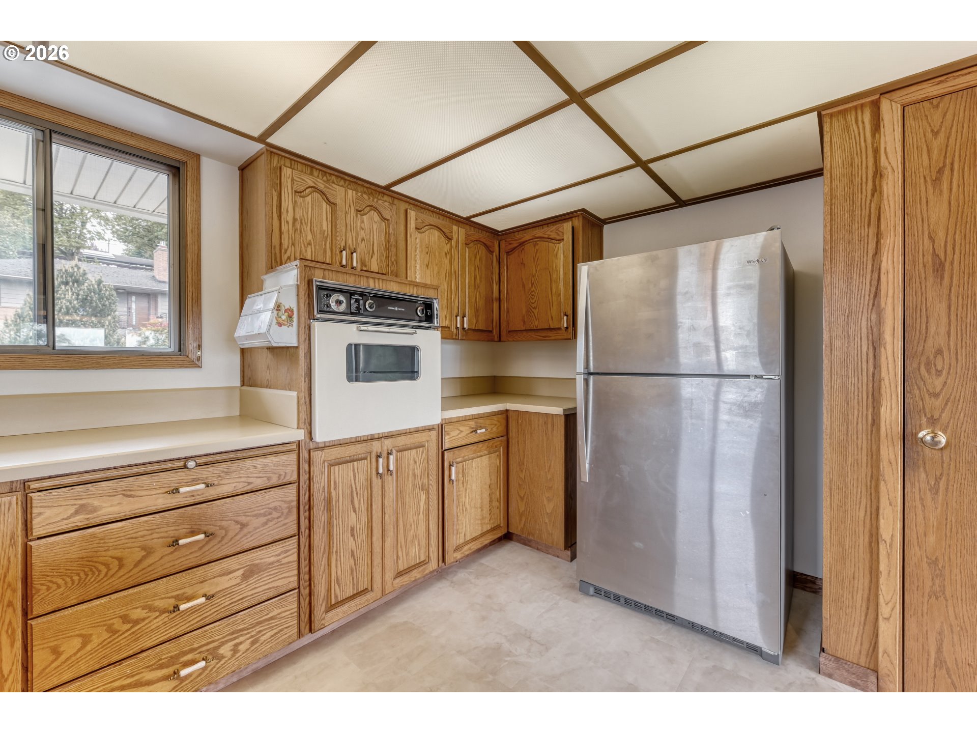 7040 Southwest 2nd Avenue Portland, OR 97219 - Photo 17 of 43