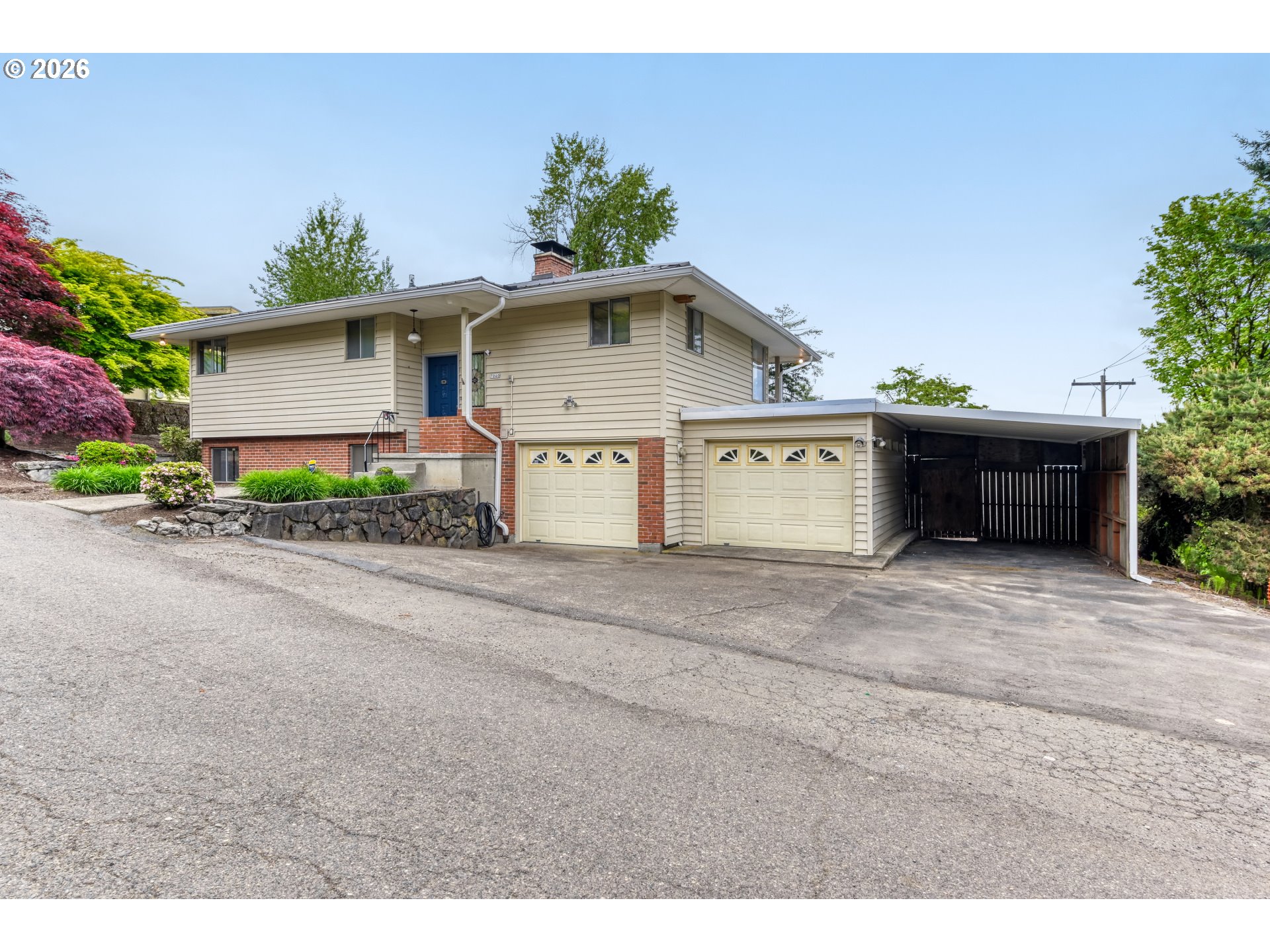 7040 Southwest 2nd Avenue Portland, OR 97219 - Photo 4 of 43