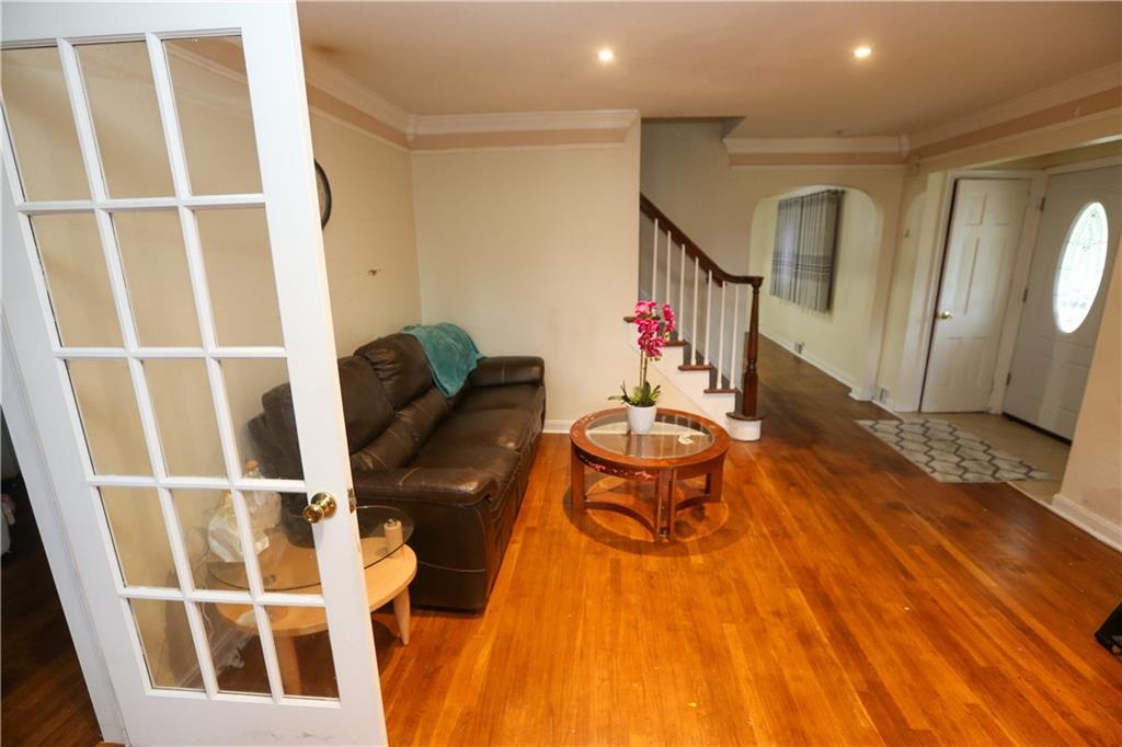 114 Lebanon Church Road Pittsburgh, PA 15236 - Photo 3 of 13 Gallery Image 3