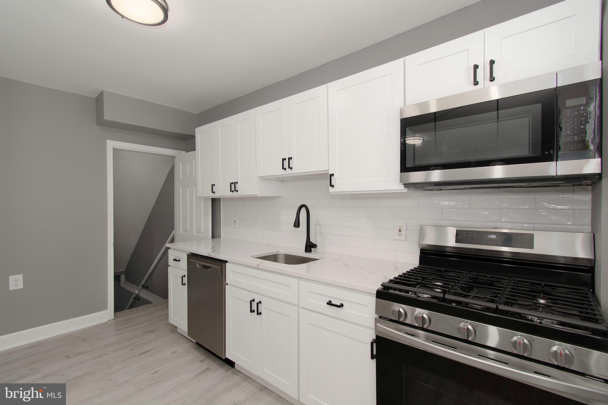 8041 Kimberly Road Dundalk, MD 21222 - Photo 10 of 23 Kitchen