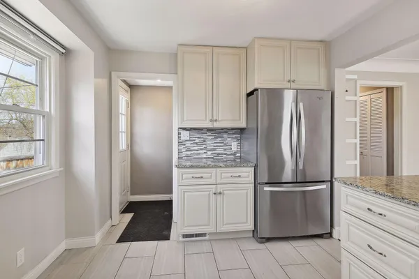$3,200 | 5620 Humboldt Avenue South, Minneapolis, MN 55419