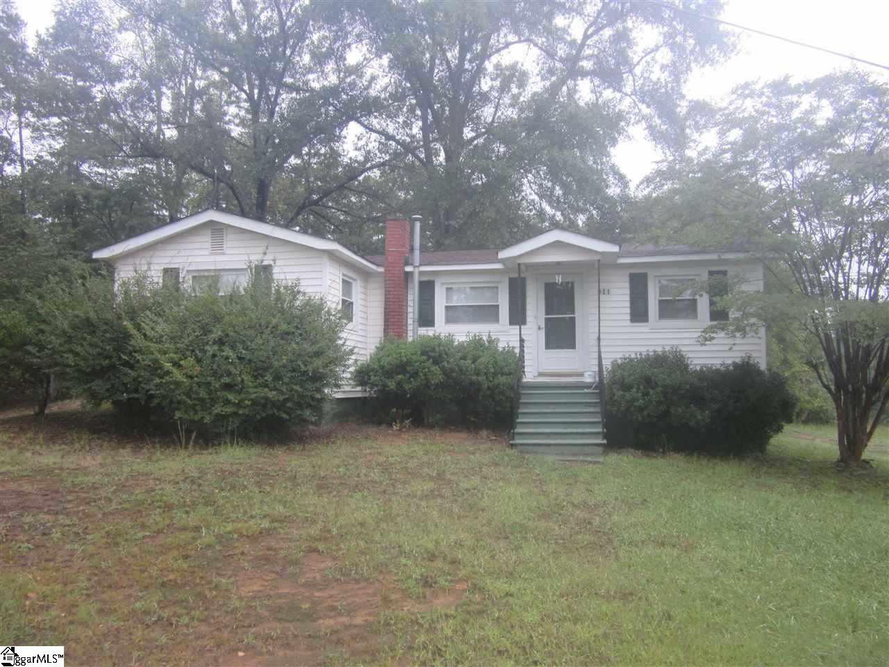 811 Goucher School Road Gaffney, SC 29340 - Photo 1 of 21 Gallery Image 1
