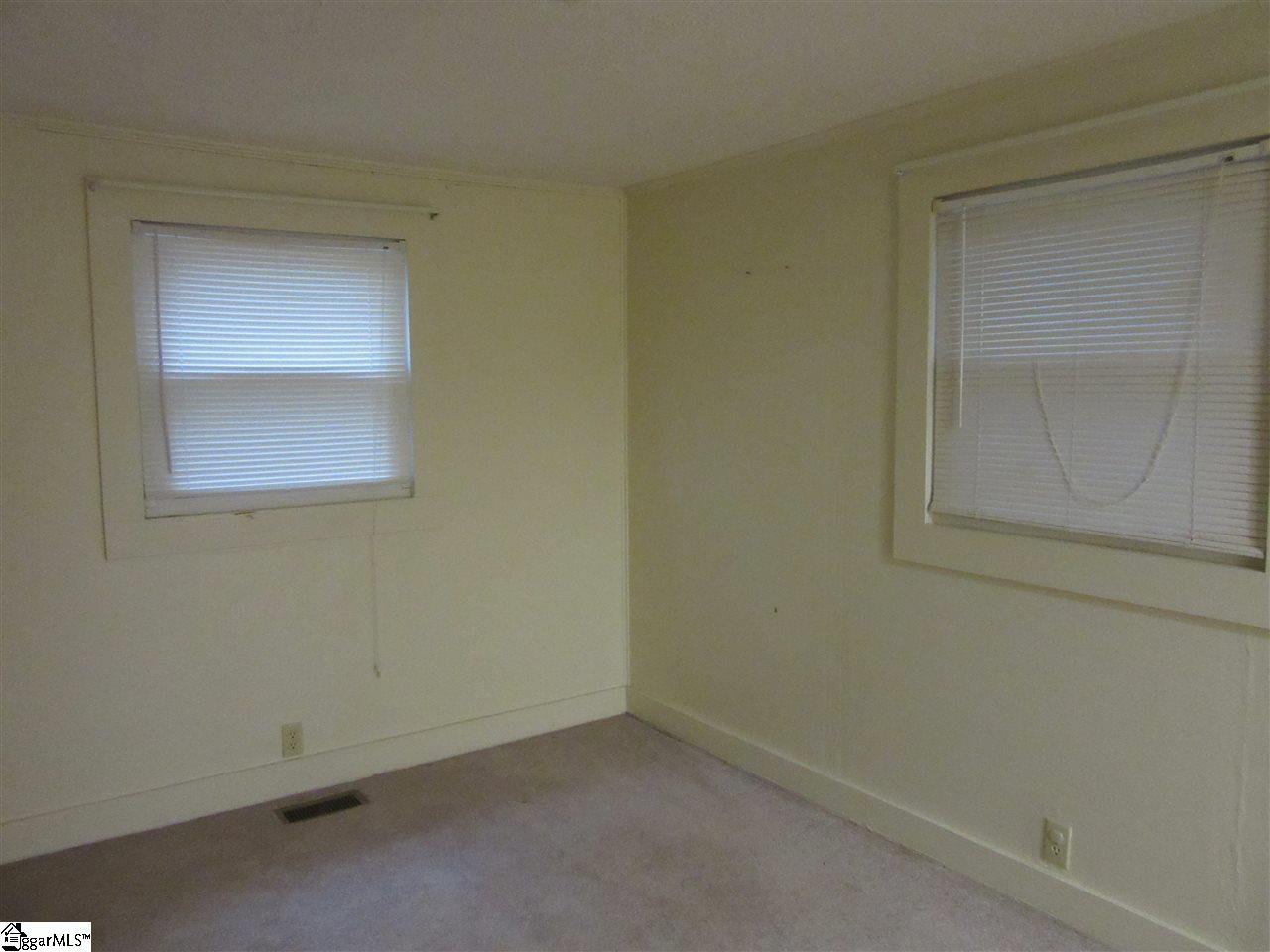 811 Goucher School Road Gaffney, SC 29340 - Photo 12 of 21 Gallery Image 12