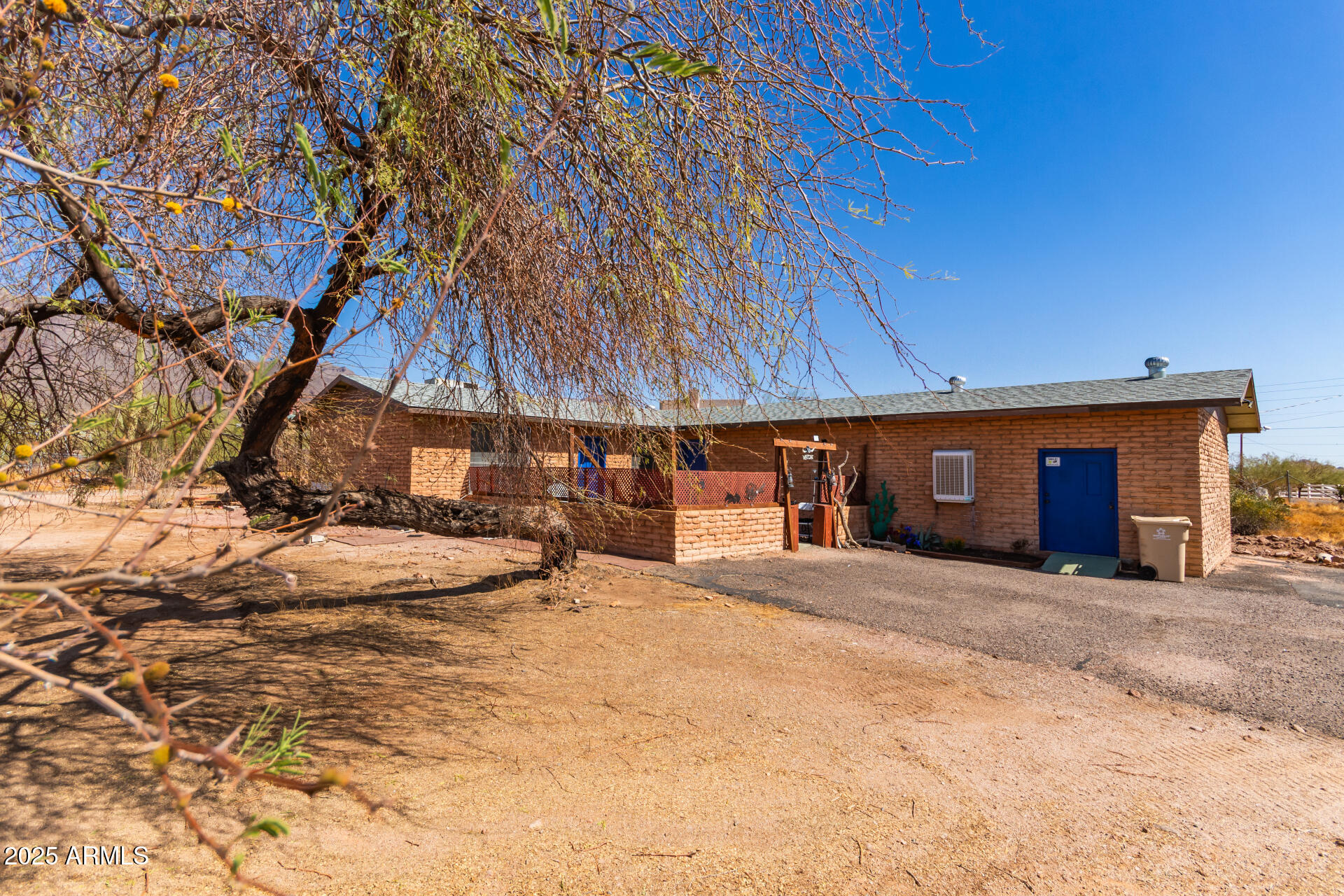 765 South Geronimo Road Apache Junction, AZ 85119 - Photo 2 of 27 03 - Geronimo