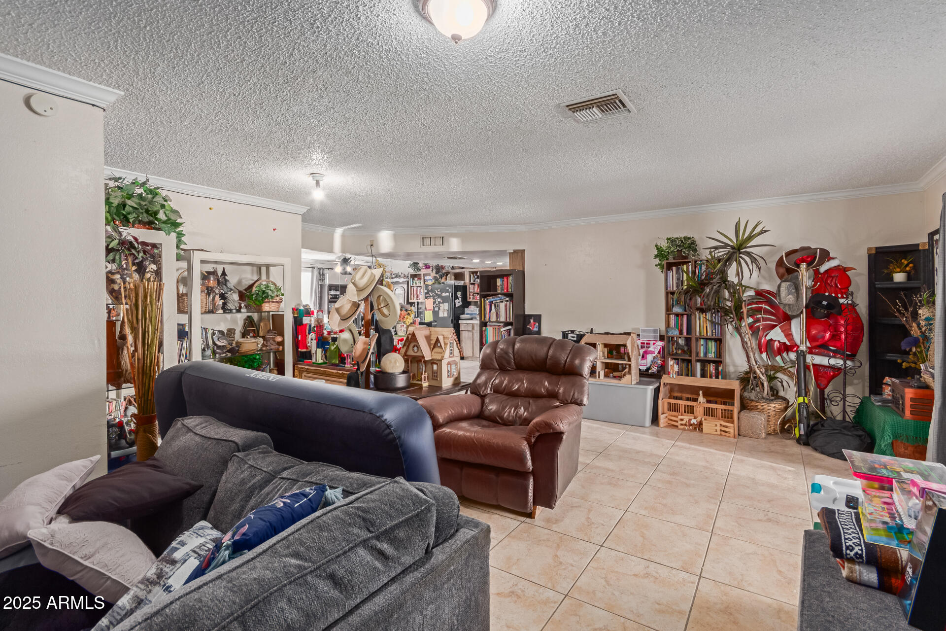 765 South Geronimo Road Apache Junction, AZ 85119 - Photo 4 of 27 06 - Geronimo