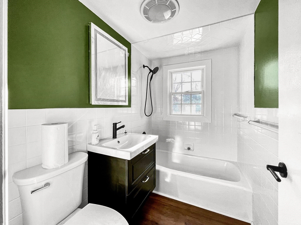 41 Burrwood Road Boston, MA 02132 - Photo 8 of 19
