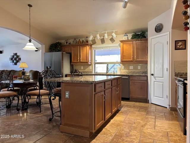 $3,600 | 22499 Dietz Drive, Maricopa, AZ 85138