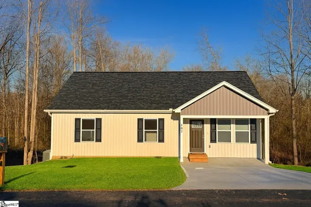 $229,900 | 107 Everest Drive, Inman, SC 29349