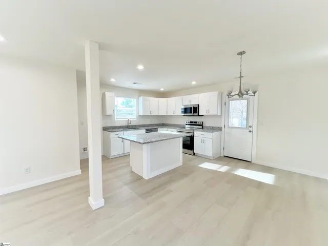 $229,900 | 107 Everest Drive, Inman, SC 29349