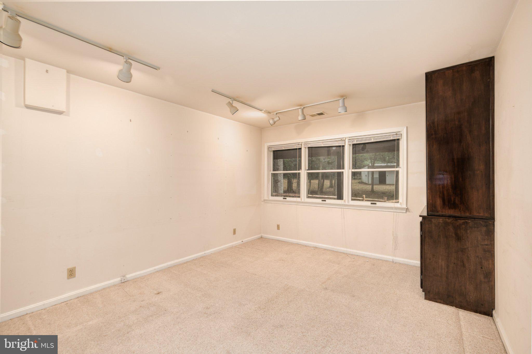 2530 Leeds Road Oakton, VA 22124 - Photo 59 of 63 Den, Lower Level