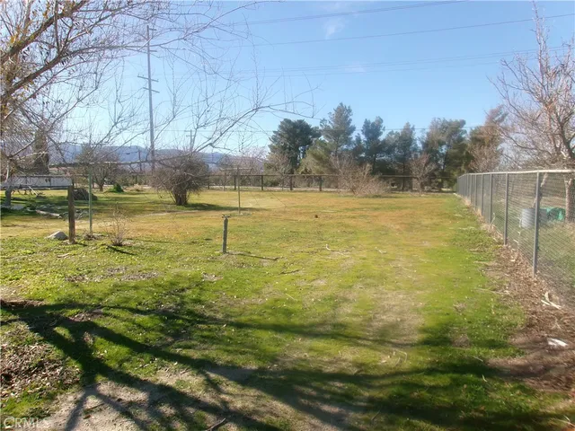 $1,600 | 11221 Johnson Road, Phelan, CA 92371