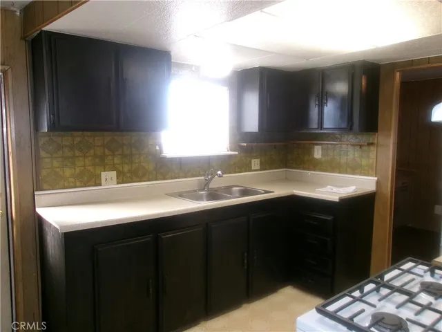 $1,600 | 11221 Johnson Road, Phelan, CA 92371