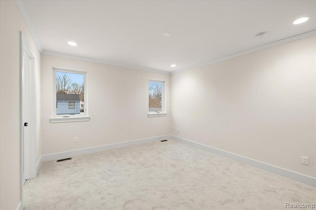 2911 Walsh Drive Rochester, MI 48309 - Photo 28 of 64