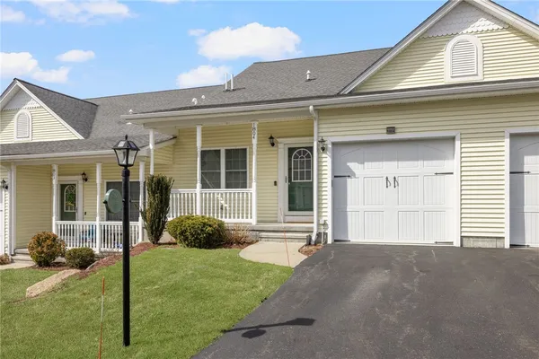 $510,000 | 40 Old Louisquisset Pike, Unit 1804, North Smithfield, RI 02896