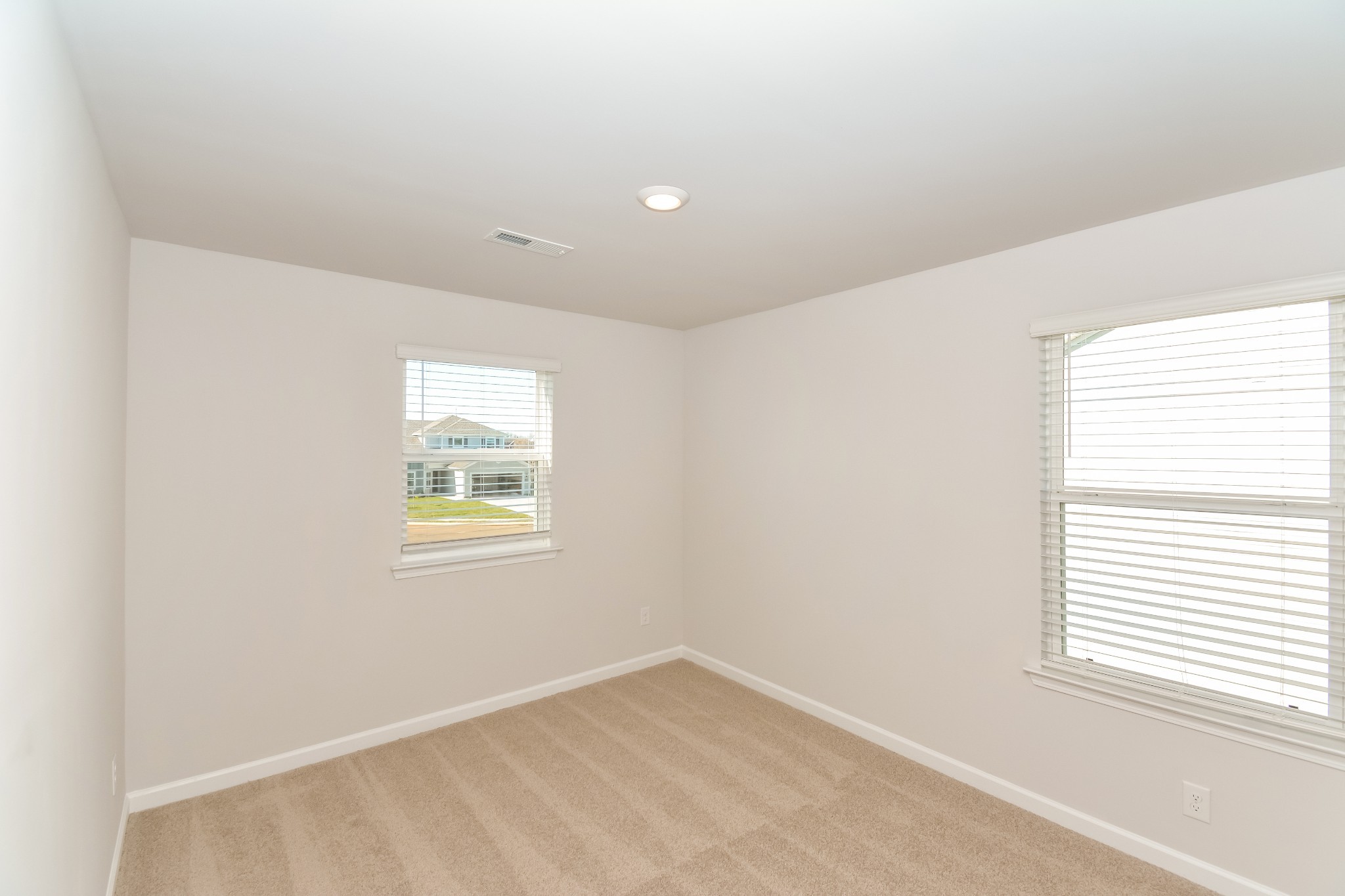 2425 Alberto Drive Murfreesboro, TN 37127 - Photo 15 of 17 an empty room with a window